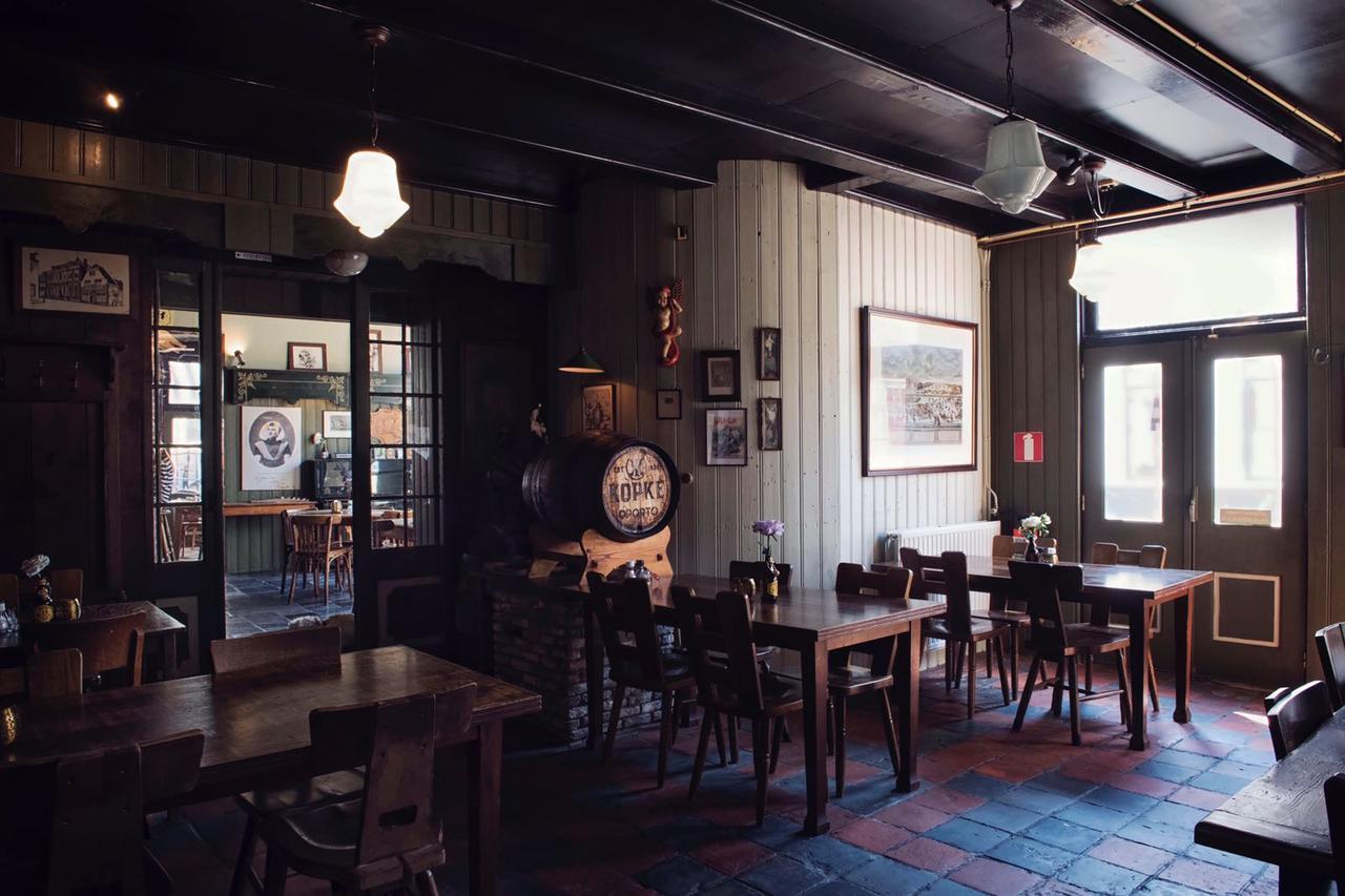 Cafe Restaurant Hotel De Mug Middelburg Exteriér fotografie