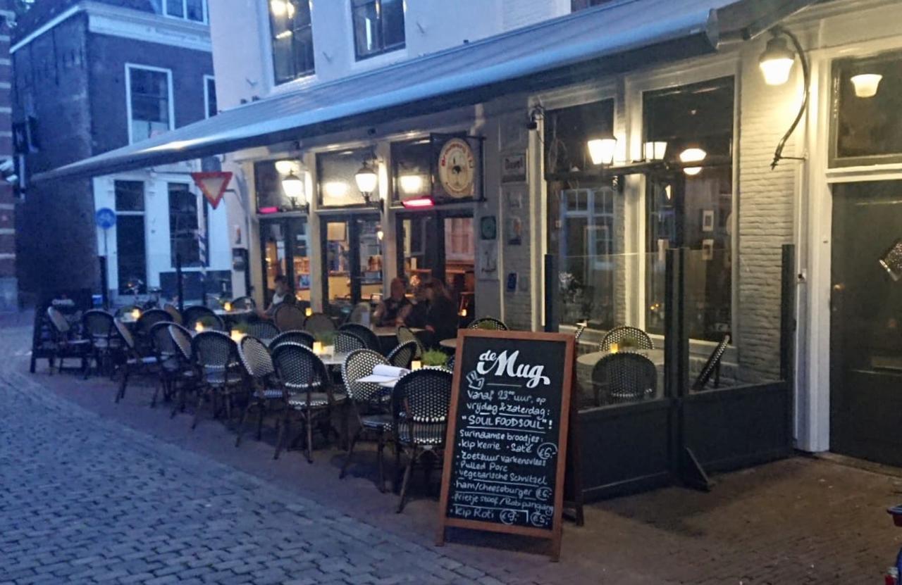 Cafe Restaurant Hotel De Mug Middelburg Exteriér fotografie